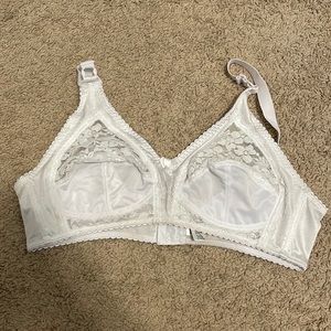 Women’s White Bra